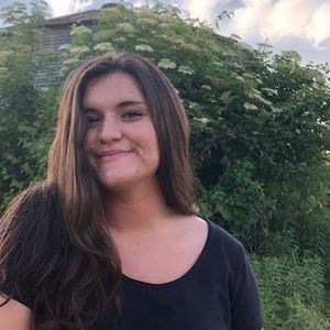 Meet your Posher, Michaela